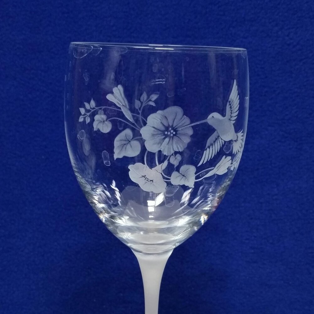 Avon Hummingbird Crystal Water Goblet With Dark Frosted Stem Wedding Barware - Picture 3 of 10